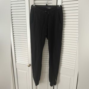 Super comfy Cotton Citizen joggers